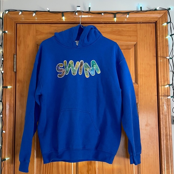 Tops - Swim hoodie!